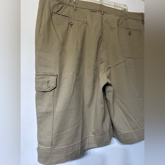 St. John’s Bay Men's Khaki 6 Pocket Cargo Shorts 42 Tall NWT - Picture 8 of 12